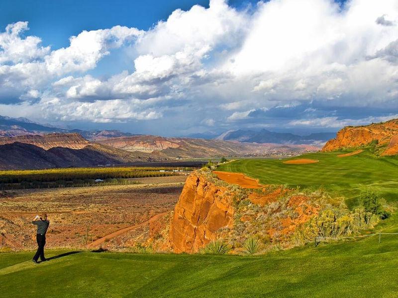 St George Golf