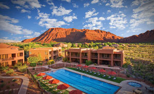 lux-5-RedMT.-SPa-_villas-pool